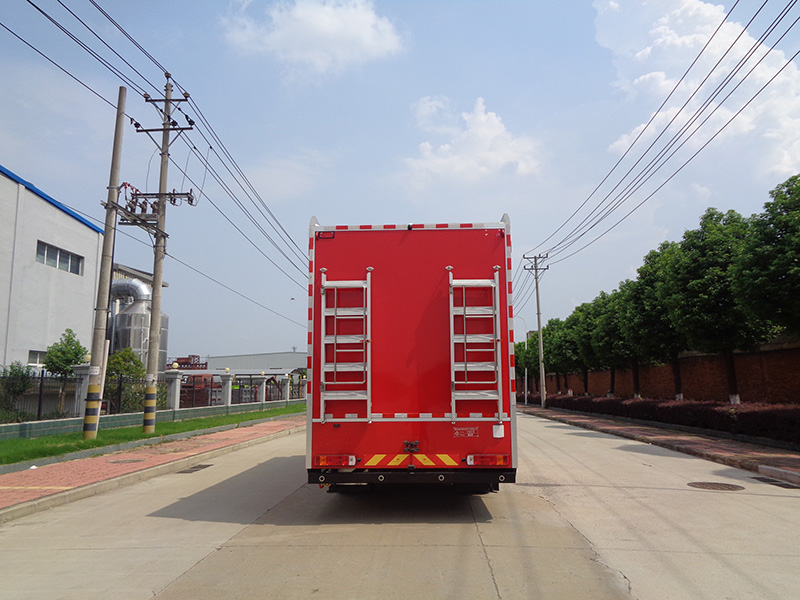 XZL5160XLY6型淋浴車