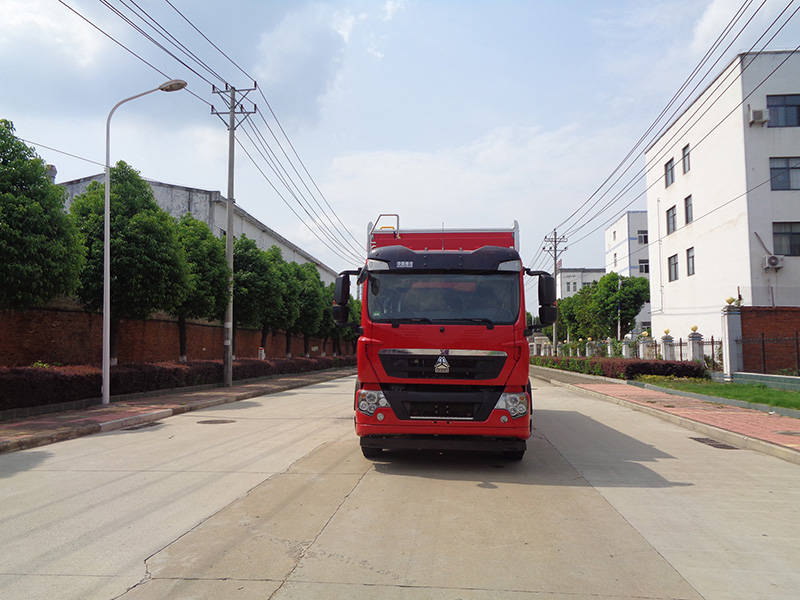 XZL5160XLY6型淋浴車