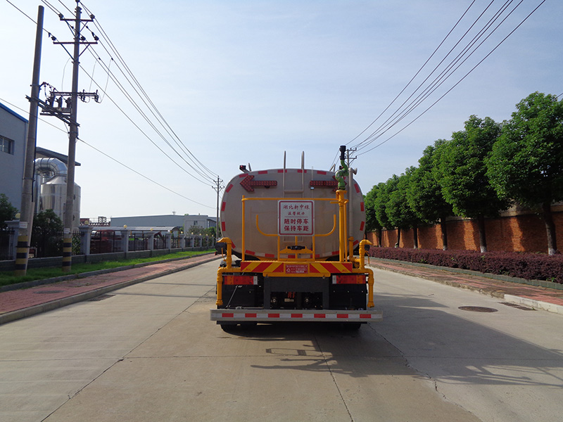 XZL5183GQXBEV型純電動清洗車